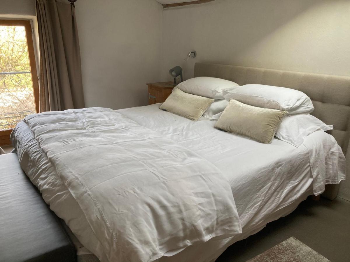 L'Angélus Hotel Genay  Luaran gambar