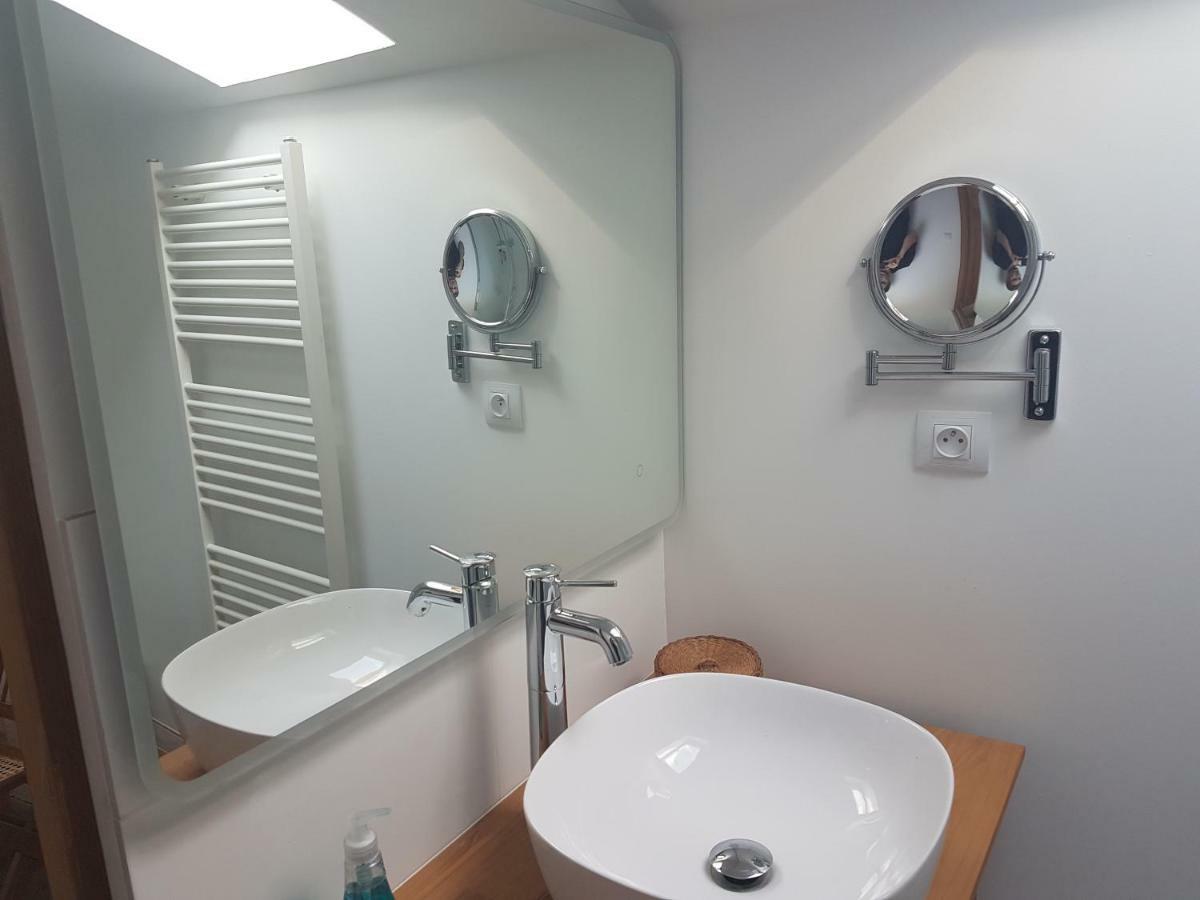L'Angélus Hotel Genay  Luaran gambar